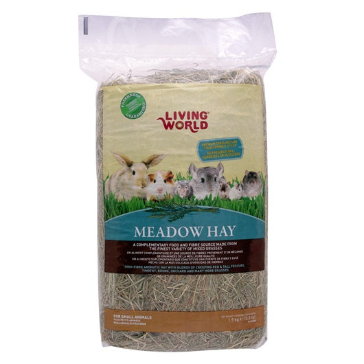 Living World Meadow Hay, 3lb (1.5kg)